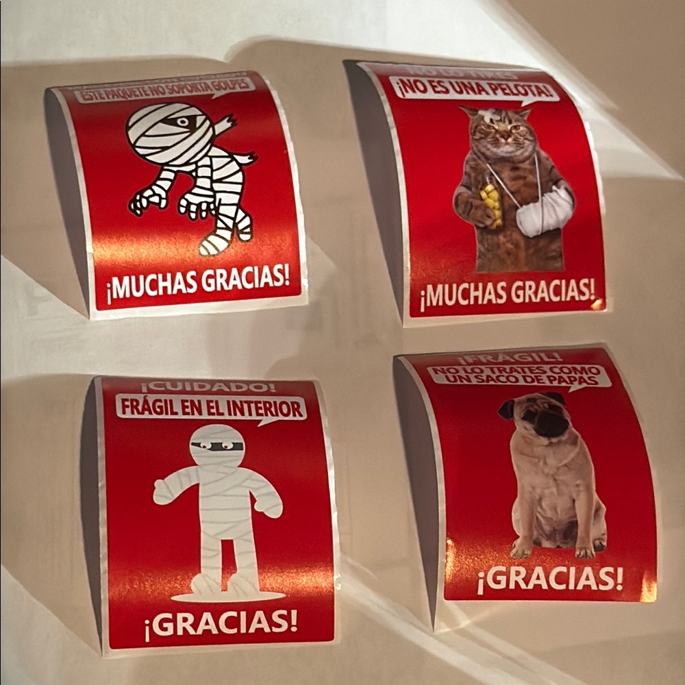 Spanish fragile stickers with different sayings